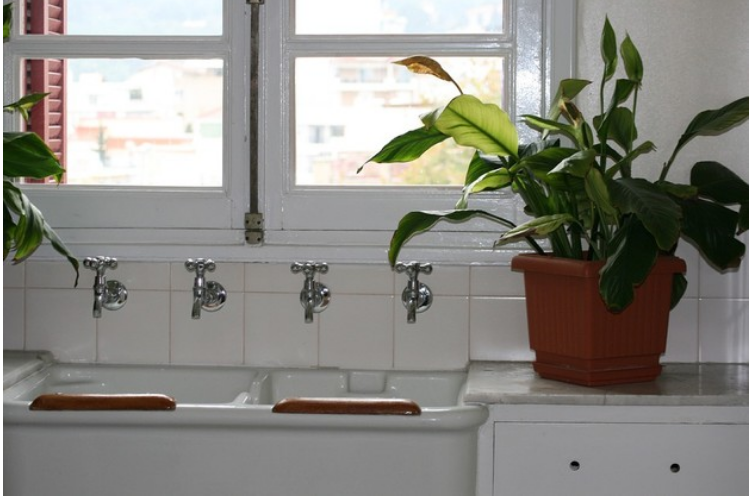 Kitchen Sink Reglazing Is Possible!